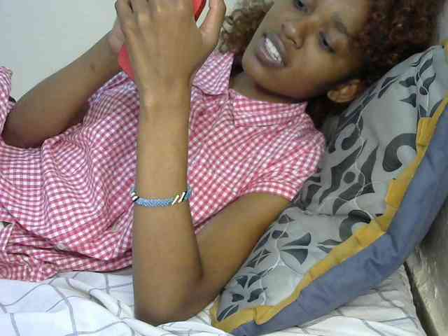 Truegirl2 webcam