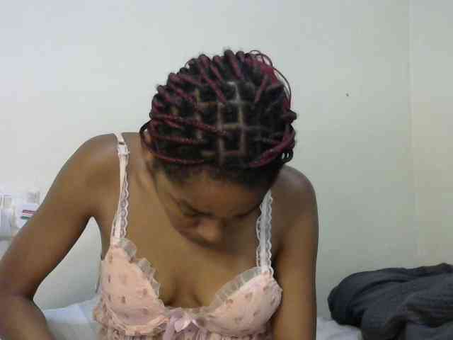 Truegirl2 webcam