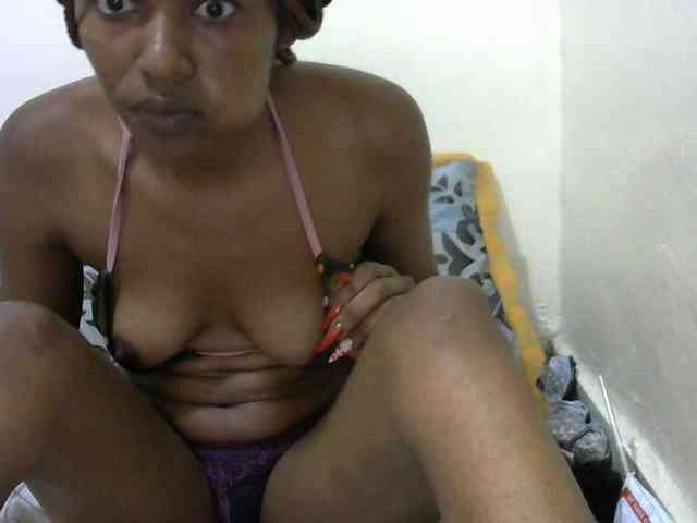 Truegirl2 webcam