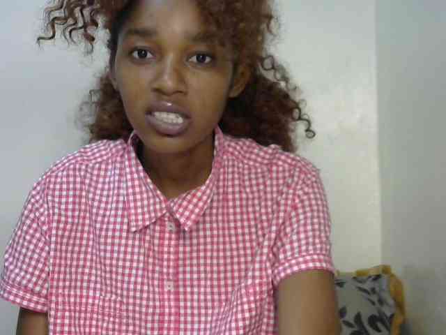 Truegirl2 webcam