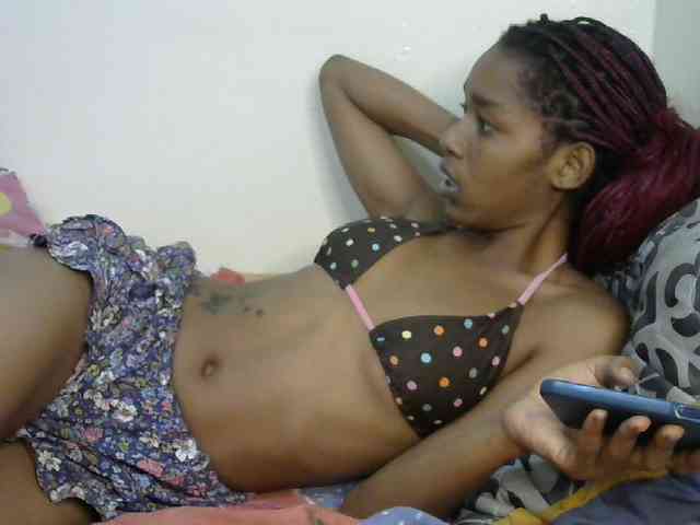 Truegirl2 webcam