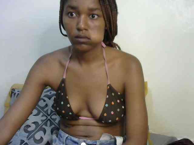 Truegirl2 webcam