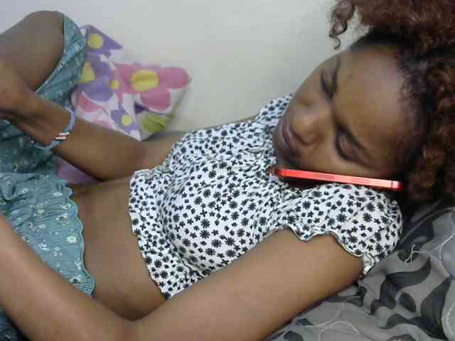 Truegirl2 webcam