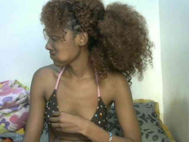 Truegirl2 webcam