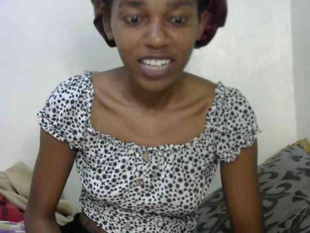 Truegirl2 webcam