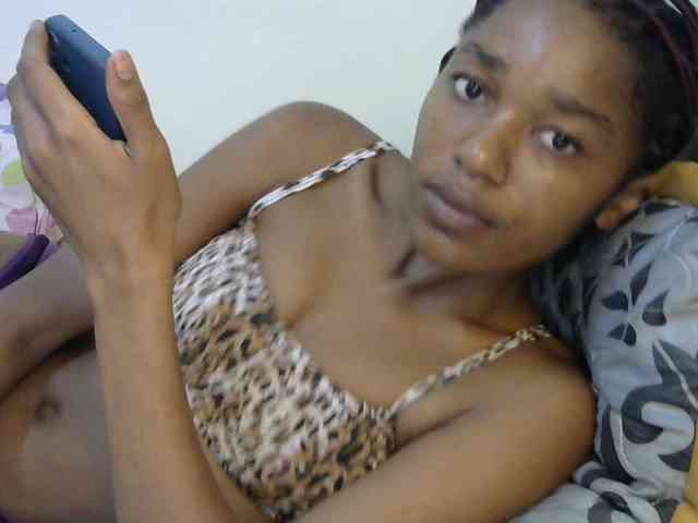 Truegirl2 webcam