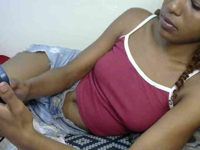 Truegirl2 webcam