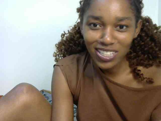 Truegirl2 webcam