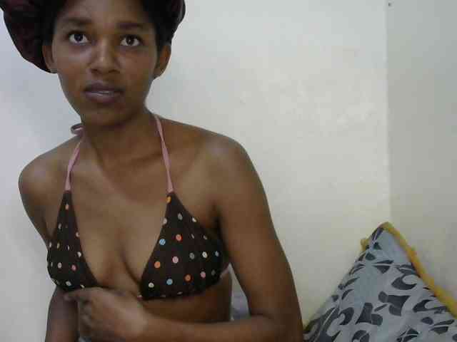 Truegirl2 webcam