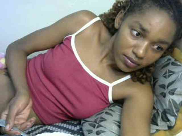 Truegirl2 webcam
