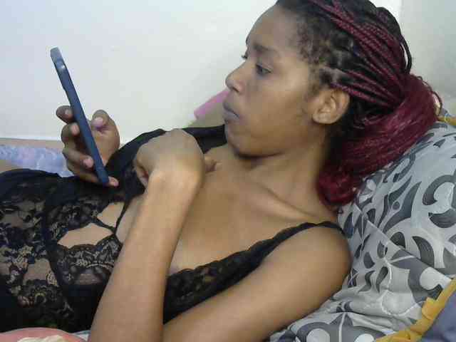 Truegirl2 webcam