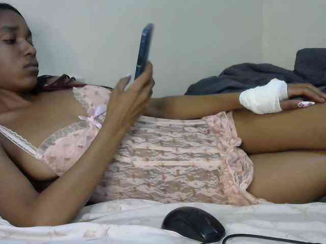 Truegirl2 webcam