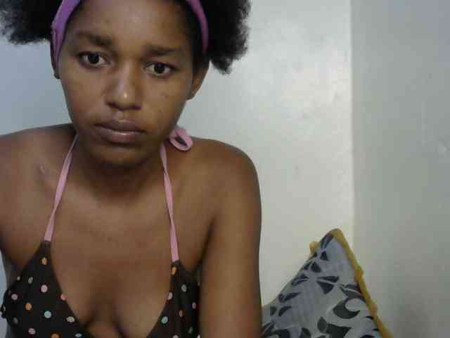 Truegirl2 webcam