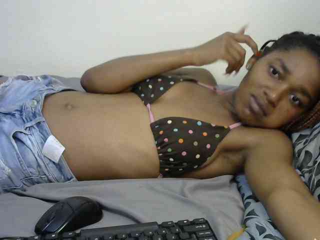 Truegirl2 webcam