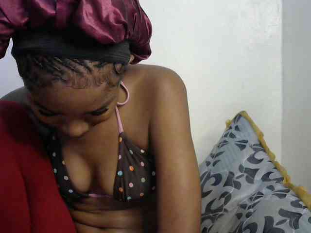 Truegirl2 webcam