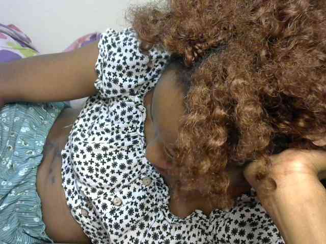 Truegirl2 webcam