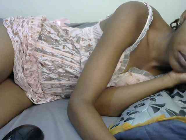 Truegirl2 webcam