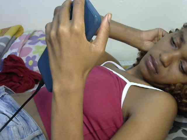 Truegirl2 webcam