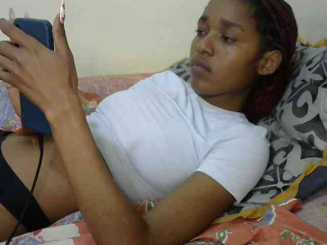 Truegirl2 webcam