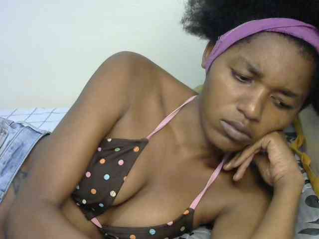 Truegirl2 webcam