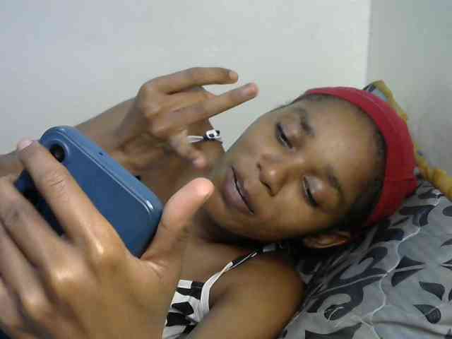 Truegirl2 webcam