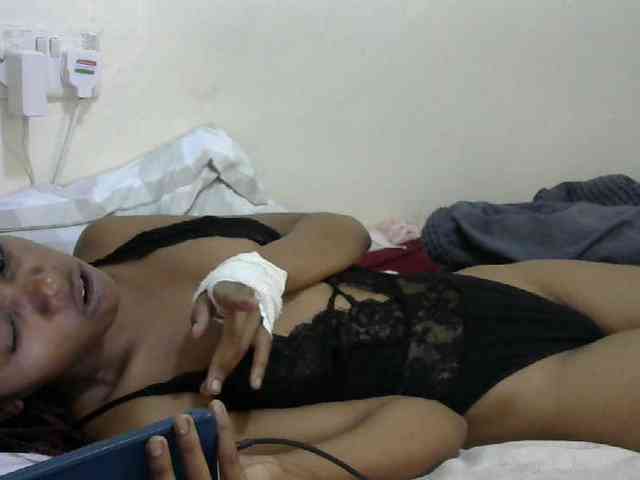 Truegirl2 webcam
