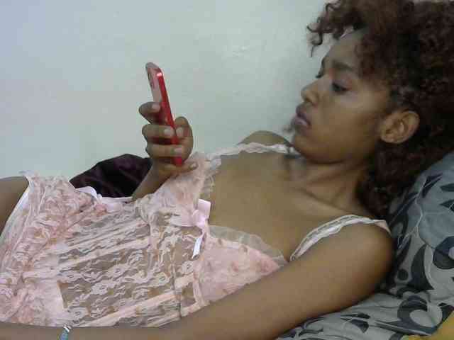 Truegirl2 webcam