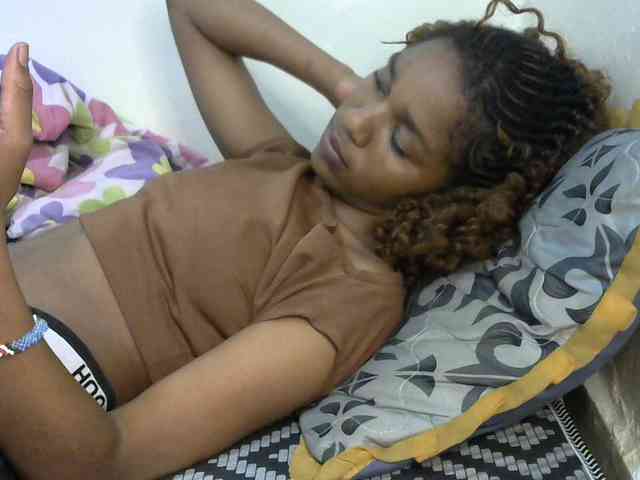 Truegirl2 webcam