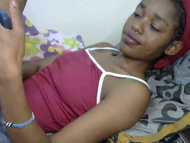 Truegirl2 webcam
