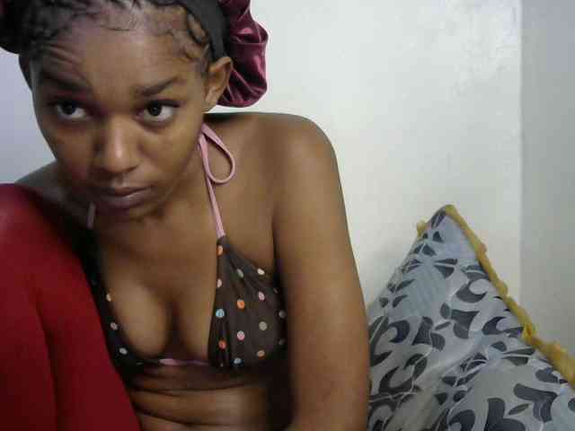 Truegirl2 webcam