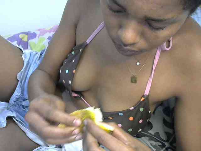 Truegirl2 webcam