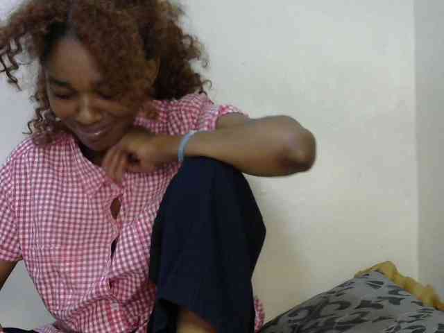Truegirl2 webcam