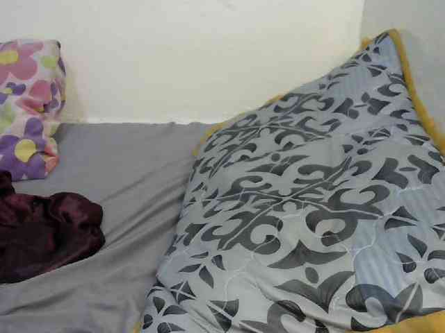 Truegirl2 webcam