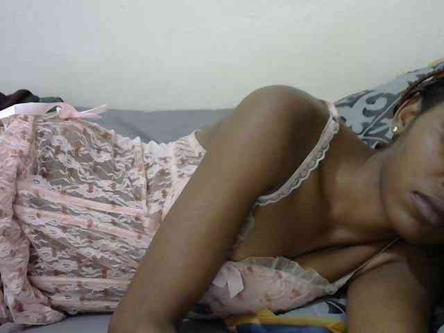Truegirl2 webcam