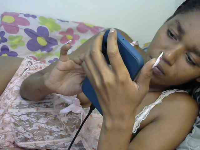 Truegirl2 webcam