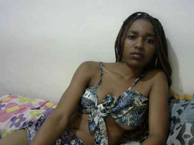 Truegirl2 webcam