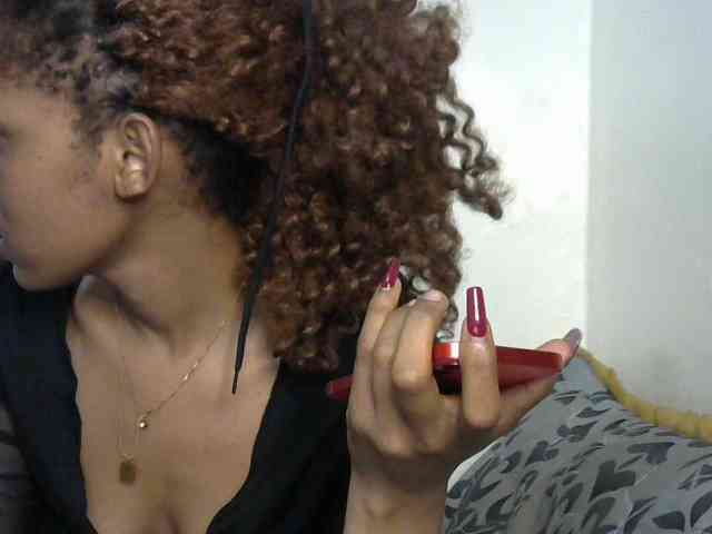 Truegirl2 webcam