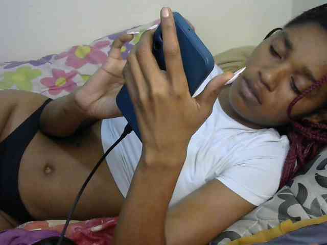 Truegirl2 webcam