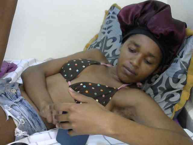 Truegirl2 webcam