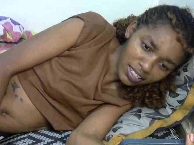 Truegirl2 webcam