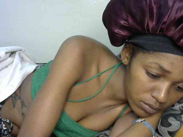 Truegirl2 webcam