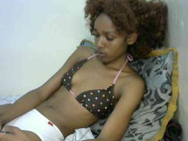 Truegirl2 webcam