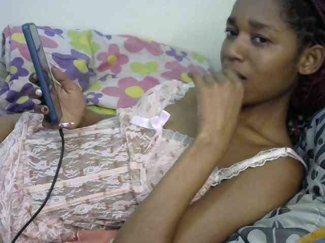 Truegirl2 webcam