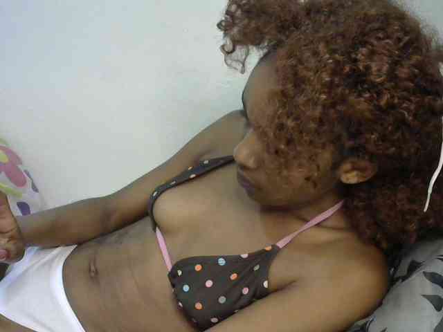 Truegirl2 webcam