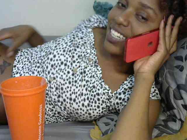 Truegirl2 webcam