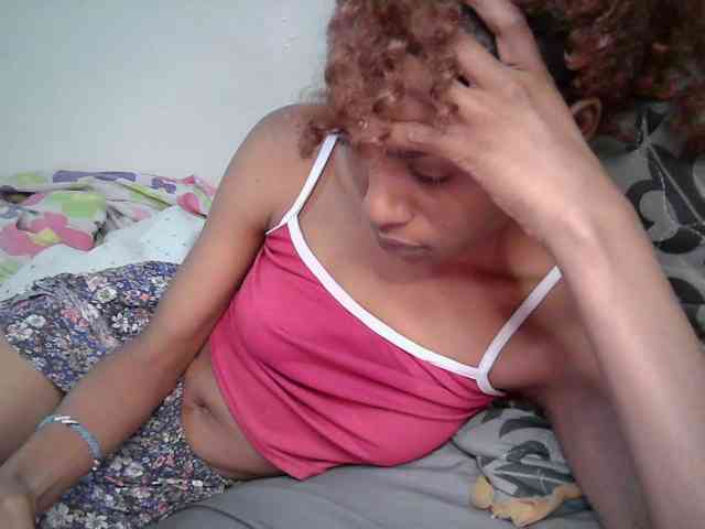 Truegirl2 webcam