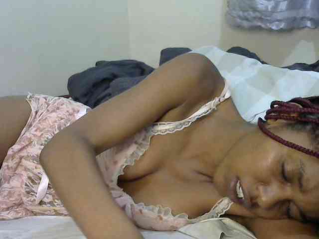 Truegirl2 webcam