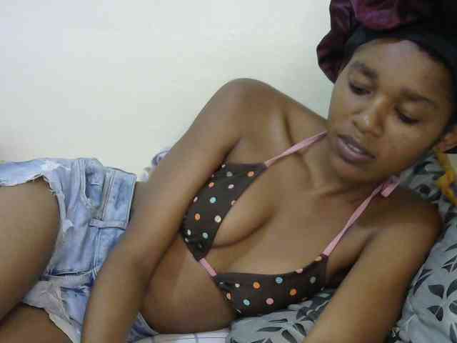Truegirl2 webcam