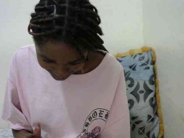 Truegirl2 webcam