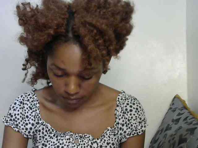 Truegirl2 webcam